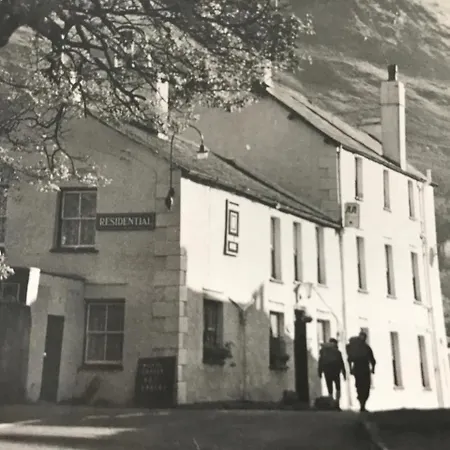 The White Lion Hotell *