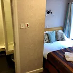 Hotel The White Lion *